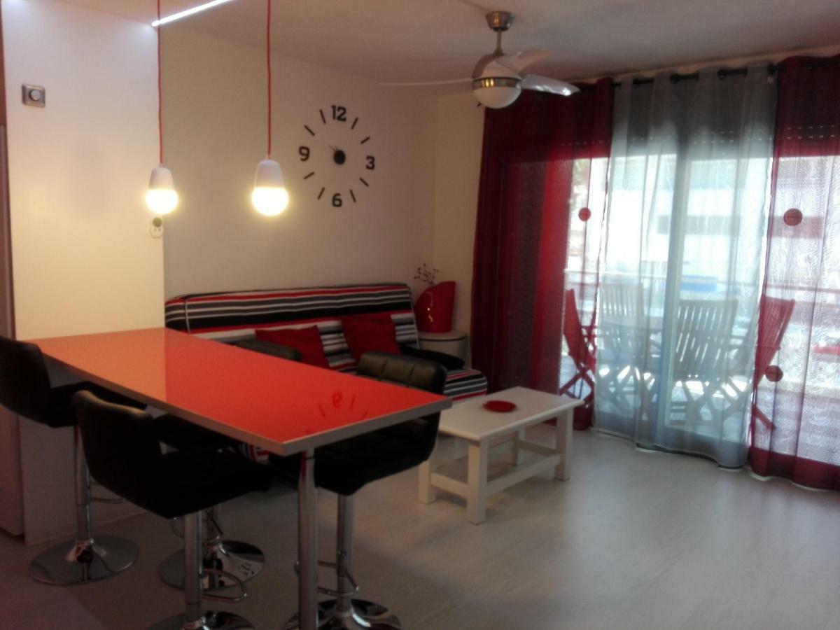 Zeus Montblanc Salou Exterior foto